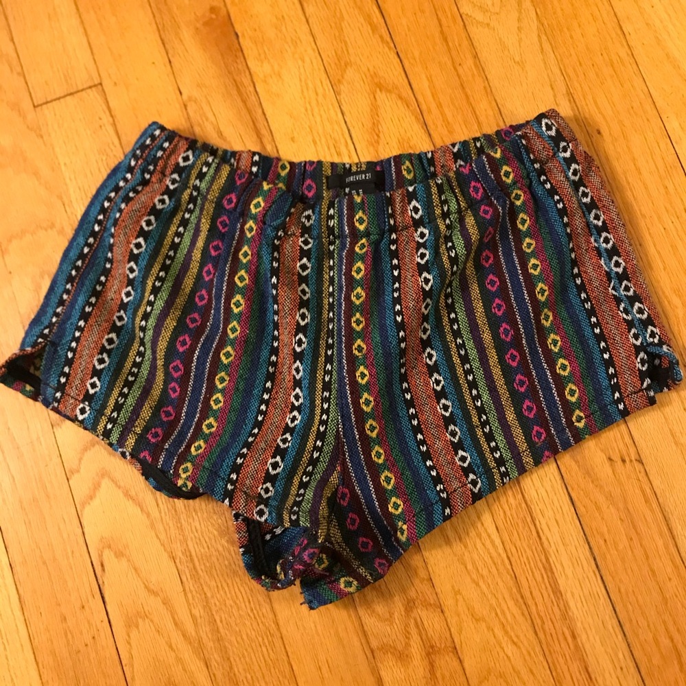 LAST CHANCE DONATING TOMORROW F21 Aztec shorts